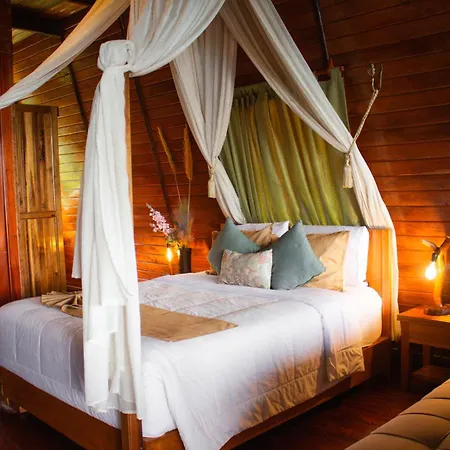 Heimatlos Amazon Lodge Puyo Exterior photo