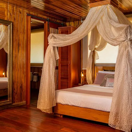 Heimatlos Amazon Lodge Puyo Exterior photo