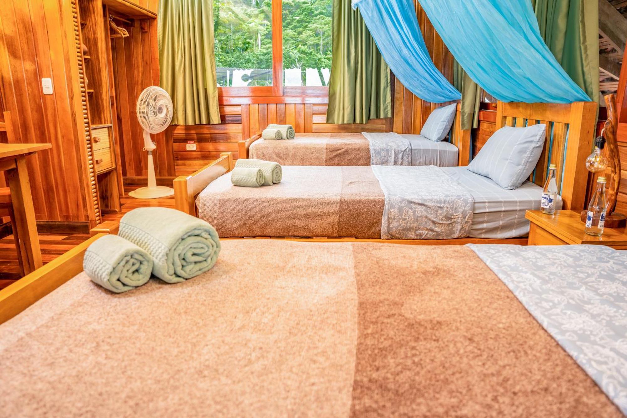 Heimatlos Hotel